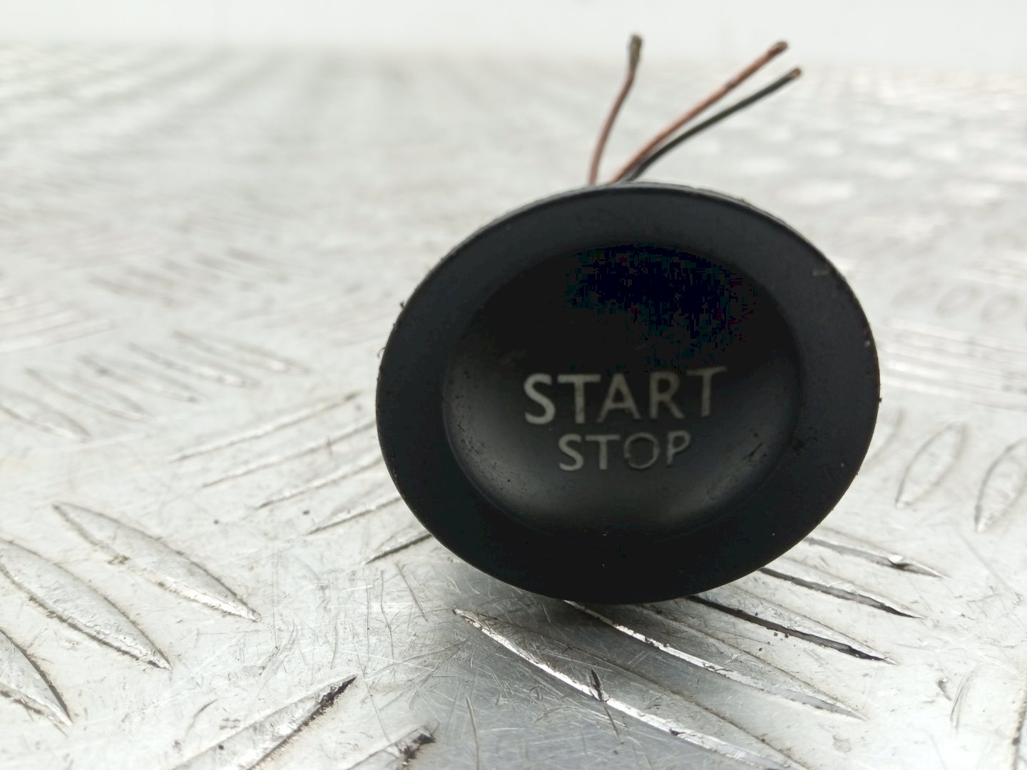 Кнопка Start/Stop - Renault Megane 2 (2003-2009)