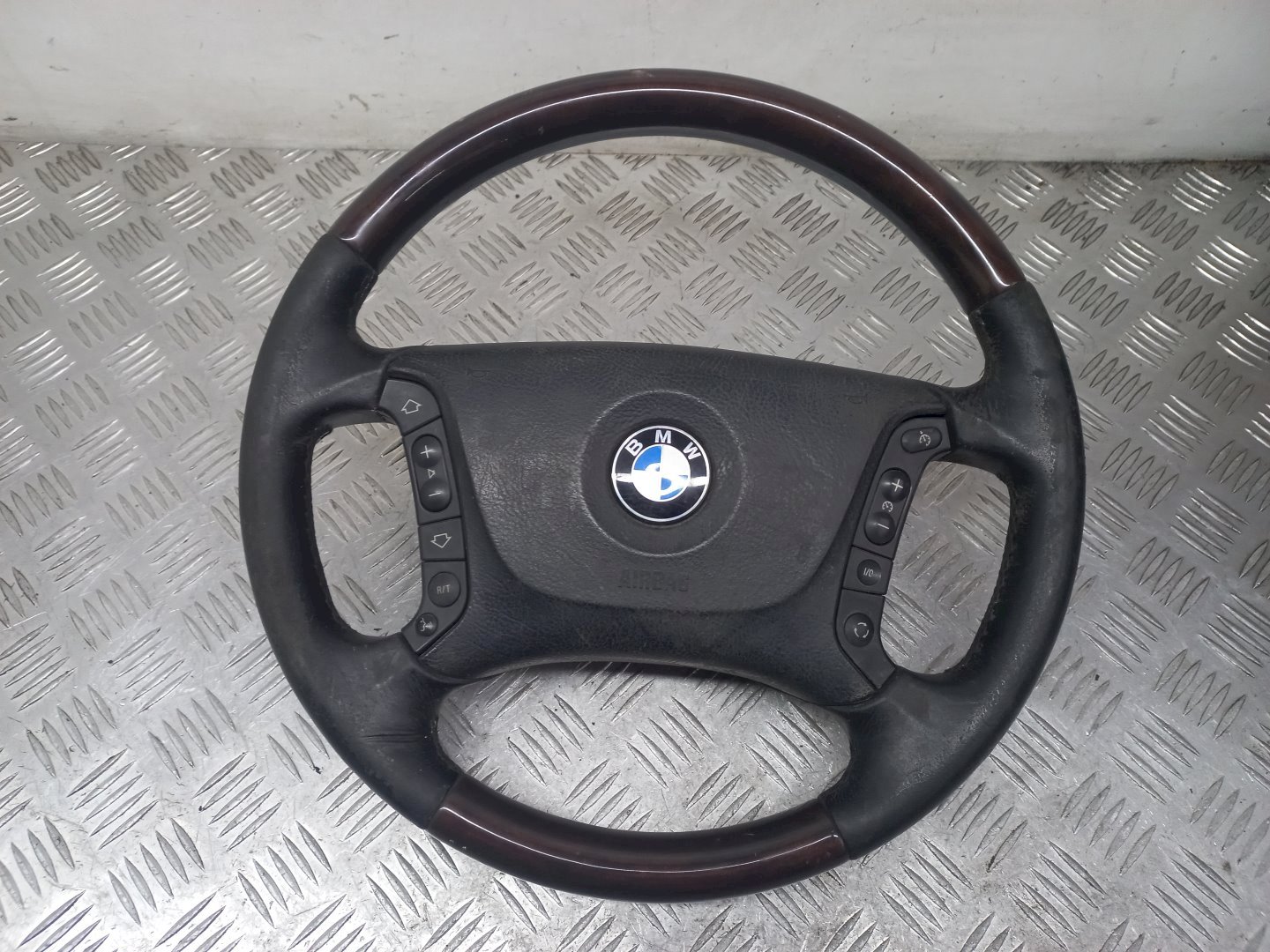 Руль - BMW 5 E39 (1995-2003)