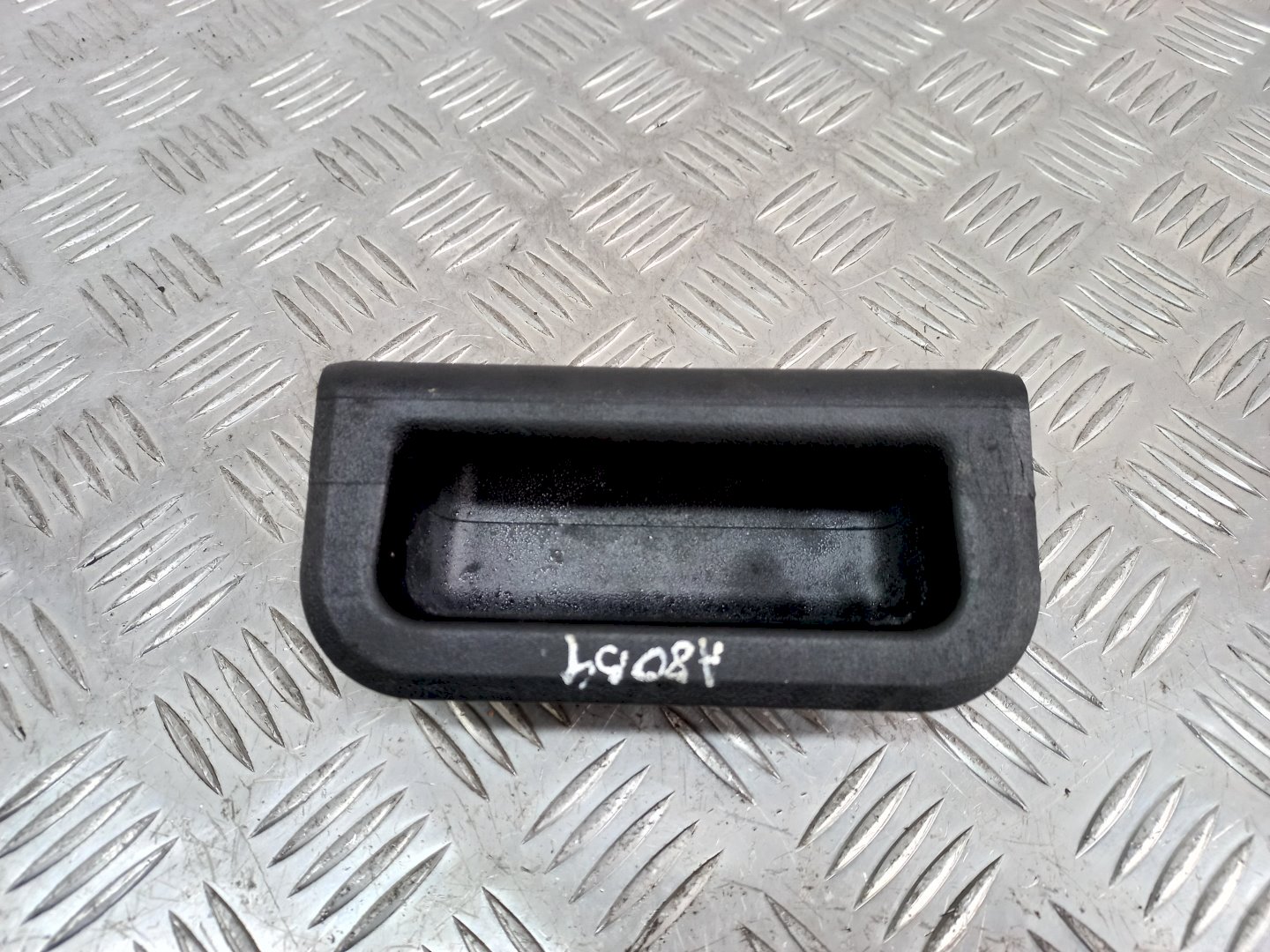 Ручка крышки багажника - Audi 80 B4 (1991-1995)