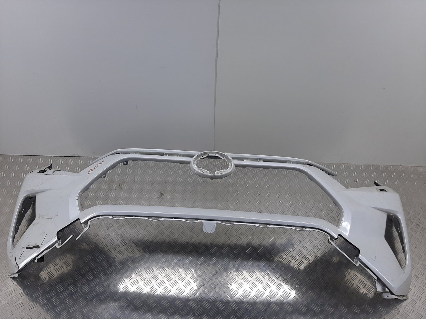 Бампер - Toyota RAV 4 XA50 (2019-2023)