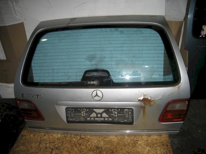 Крышка багажника - Mercedes E W210 (1995-2002)