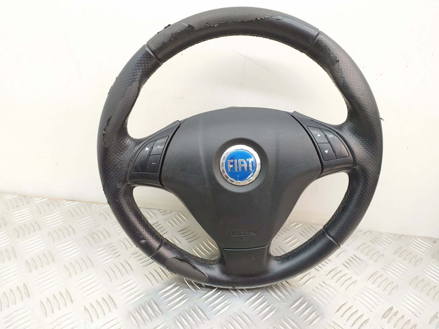 Руль - Fiat Grande Punto (2005-2011)